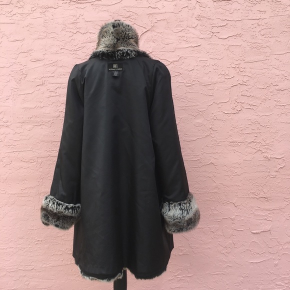 Alpine Studio Oversized Faux Fur Coat - Picture 9 of 10